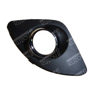 РЕШЕТКА В БАМПЕР (ПРАВАЯ) С ОТВ. ПОД ПРОТИВОТУМАНКУ