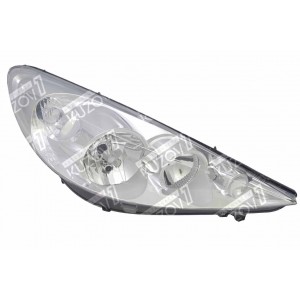 ПЕРЕДНЯЯ ФАРА (ПРАВАЯ) TYC