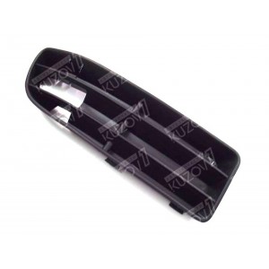 РЕШЕТКА В БАМПЕР (ПРАВАЯ) - фото